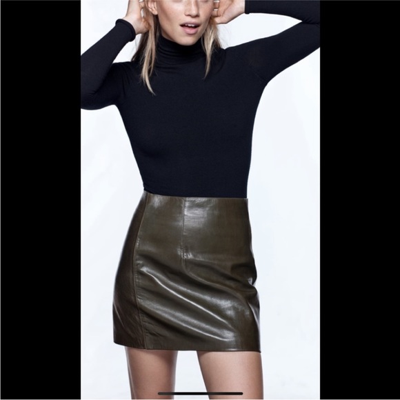 Zara | Genuine Leather Green Skirt - Picture 3 of 10